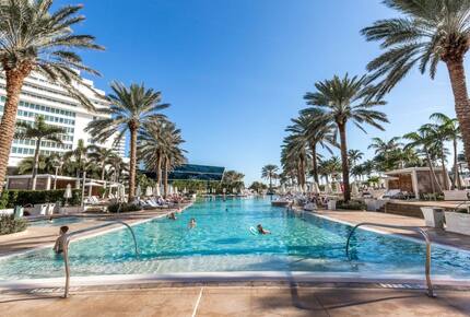 Ocean-View Tresor Tower Suite at Fontainebleau - Miami Beach, Florida