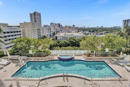 Ocean-View Tresor Tower Suite at Fontainebleau - Miami Beach, Florida