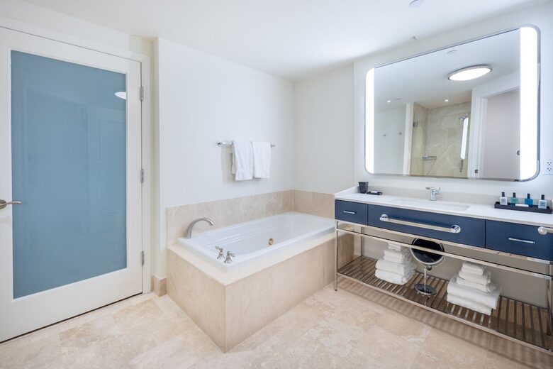 Ocean-View Tresor Tower Suite at Fontainebleau - Miami Beach, Florida