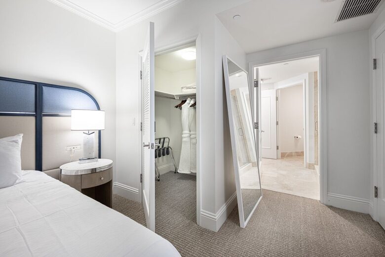 Ocean-View Tresor Tower Suite at Fontainebleau - Miami Beach, Florida