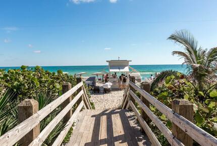Ocean-View Tresor Tower Suite at Fontainebleau - Miami Beach, Florida