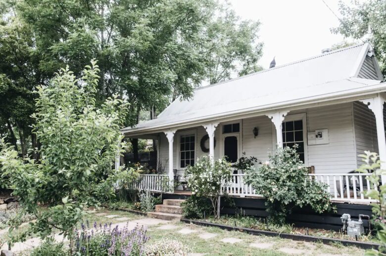 The Main House @ Poets Lodge Daylesford - Daylesford, Australia