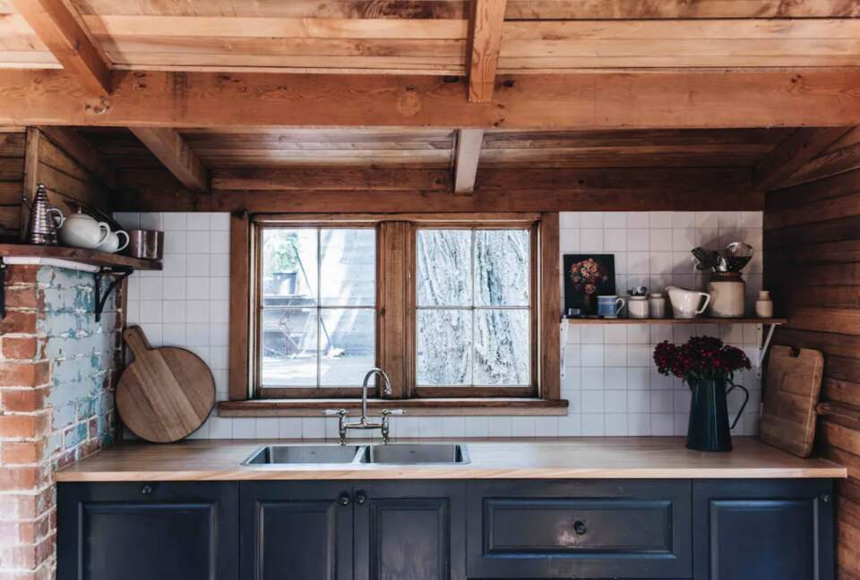 The Main House @ Poets Lodge Daylesford - Daylesford, Australia