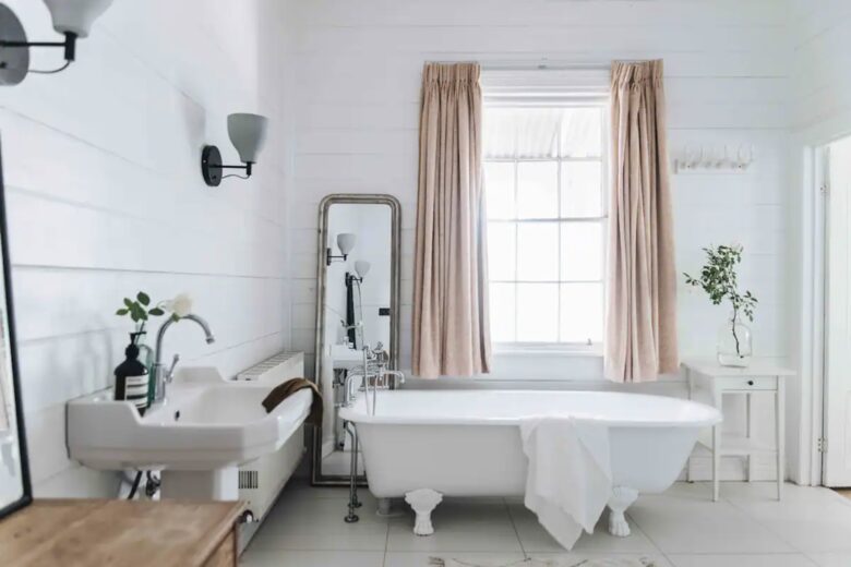 The Main House @ Poets Lodge Daylesford - Daylesford, Australia