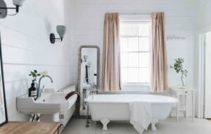 The Main House @ Poets Lodge Daylesford - Daylesford, Australia