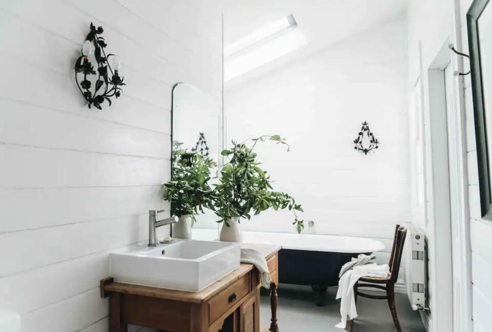 The Main House @ Poets Lodge Daylesford - Daylesford, Australia