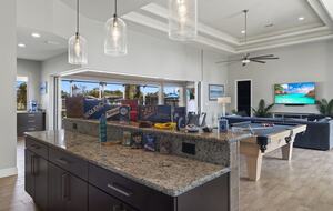 Congo Breeze: Resort-Style Waterfront Retreat with Pool - Cape Coral, Florida