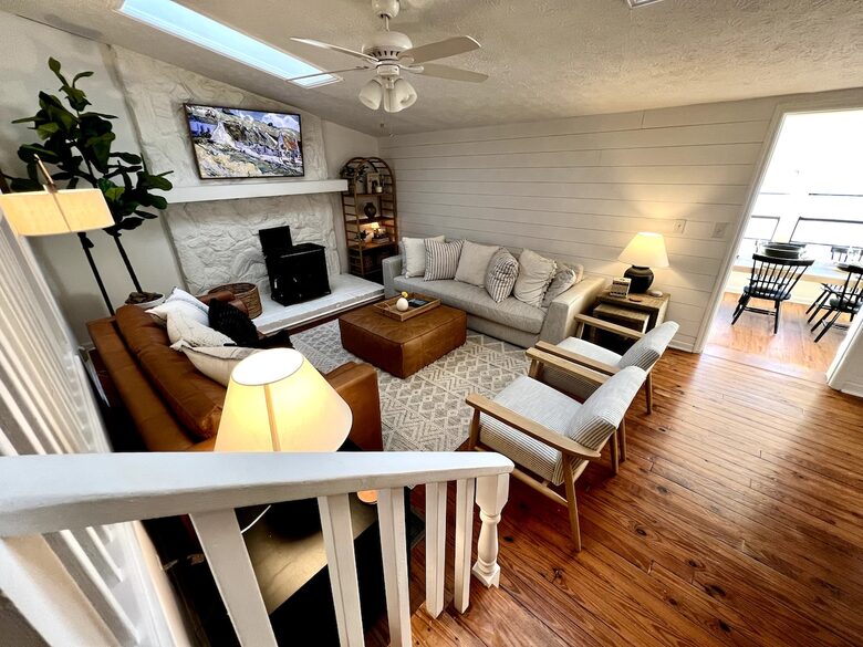 Cozy Lake Harding Waterfront - Salem, Alabama