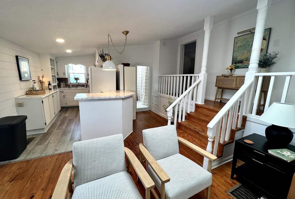 Cozy Lake Harding Waterfront - Salem, Alabama