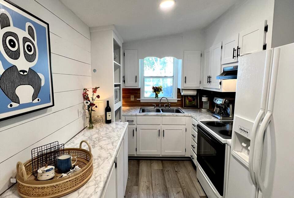 Cozy Lake Harding Waterfront - Salem, Alabama