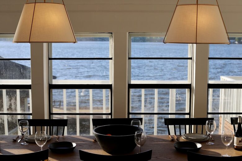 Cozy Lake Harding Waterfront - Salem, Alabama