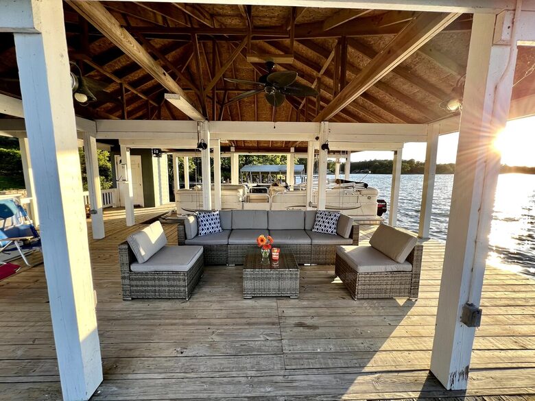 Cozy Lake Harding Waterfront - Salem, Alabama