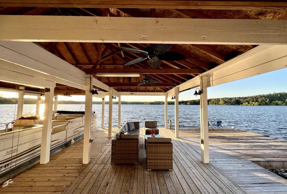 Cozy Lake Harding Waterfront - Salem, Alabama