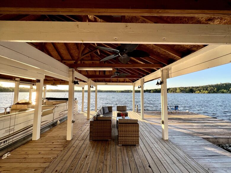 Cozy Lake Harding Waterfront - Salem, Alabama