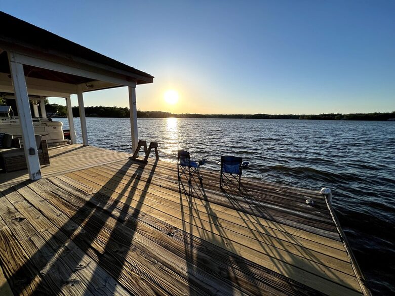 Cozy Lake Harding Waterfront - Salem, Alabama