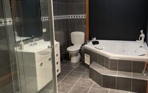 Lakeside Living - Blackstone Heights, Australia