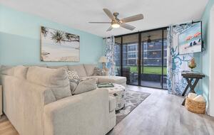 Waterfront Condo with Lanai and Beach Access - Indian Shores, Florida