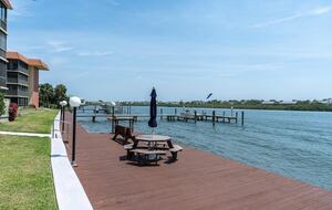 Waterfront Condo with Lanai and Beach Access - Indian Shores, Florida