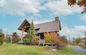 Lake and Ski Retreat with Scenic Mountain Views - McHenry, Maryland