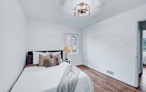 Bright & Chic Highlands Retreat - Wheat Ridge, Colorado