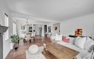 Bright & Chic Highlands Retreat - Wheat Ridge, Colorado