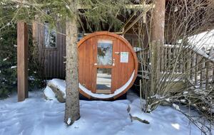 Lake and Ski Retreat with Scenic Mountain Views - McHenry, Maryland