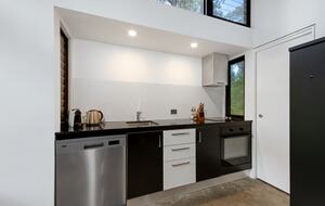 The Bower - Ultimate Spa Bower - Broulee, Australia