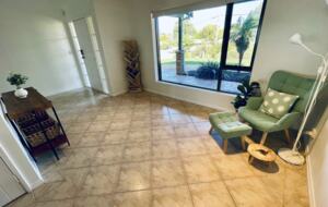 Stunning Falcon Beach House with Epic Ocean Views - Falcon, Australia