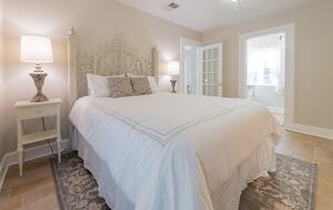 Luxurious 16 Overnight Guests and Micro-wedding Venue - Brooksville, Florida