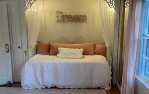 Luxurious 16 Overnight Guests and Micro-wedding Venue - Brooksville, Florida