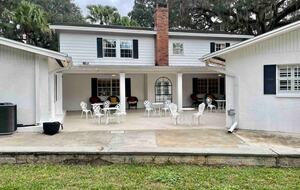 Luxurious 16 Overnight Guests and Micro-wedding Venue - Brooksville, Florida