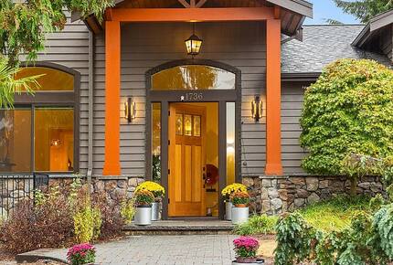 Stunning Lodge-Style Craftsman with Outdoor Living - Bellevue, Washington