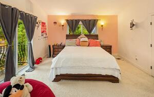 Stunning Lodge-Style Craftsman with Outdoor Living - Bellevue, Washington