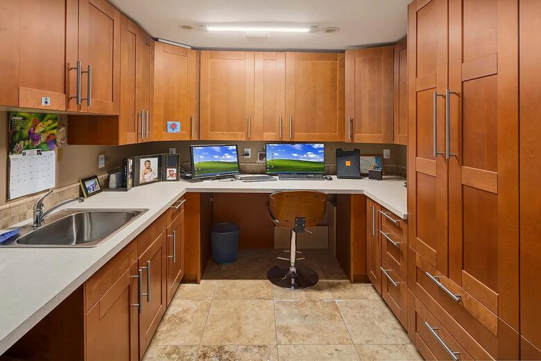 Stunning Lodge-Style Craftsman with Outdoor Living - Bellevue, Washington