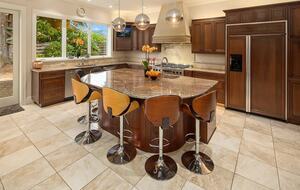 Stunning Lodge-Style Craftsman with Outdoor Living - Bellevue, Washington