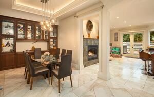 Stunning Lodge-Style Craftsman with Outdoor Living - Bellevue, Washington