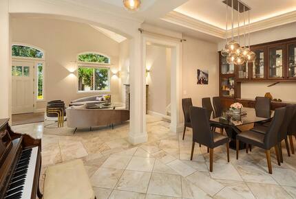 Stunning Lodge-Style Craftsman with Outdoor Living - Bellevue, Washington