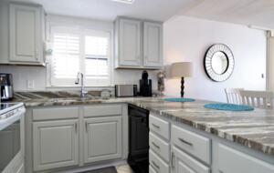 Beachfront Lei Lani 3-Bedroom Gulf Front - Orange Beach, Alabama