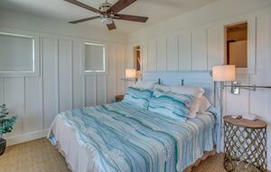 Island Joy: Spacious Waterfront Retreat at Holden Beach - Holden Beach, North Carolina