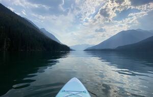 Excellent paddle boarding on nearby lakes