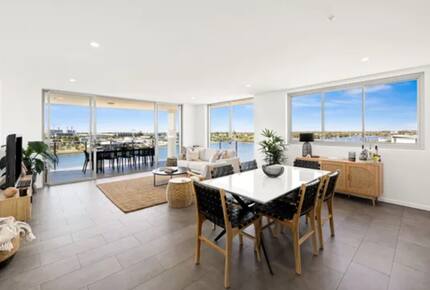 Waterside Retreat on the Sunshine Coast - Sunshine Coast, Australia