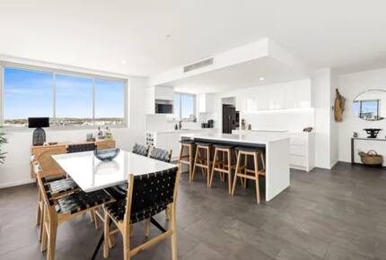 Waterside Retreat on the Sunshine Coast - Sunshine Coast, Australia