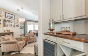 Luxury Lake Travis Waterfront - Spicewood, Texas