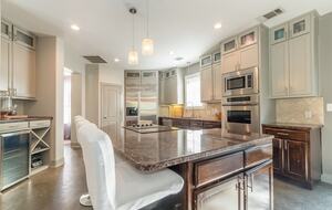 Luxury Lake Travis Waterfront - Spicewood, Texas