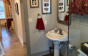 Luxury Lake Travis Waterfront - Spicewood, Texas