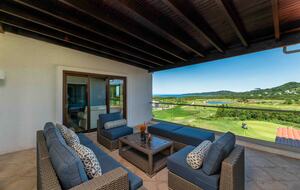 Ocean View Elegance on the Fairway - Roatan, Honduras