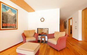 Haus Whymper 3BD Apartment - Zermatt, Switzerland