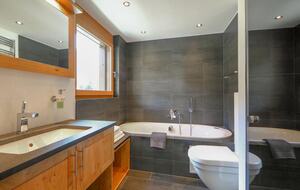 Haus Whymper 3BD Apartment - Zermatt, Switzerland