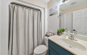 Charming Lakefront Cottage | Only A Block From The Beach - Panama City Beach, Florida