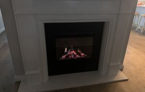 Luxury Canal Retreat with Private Mooring - Dudley Park, Australia